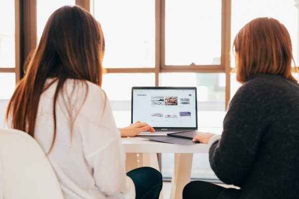 Découvrez les avantages de choisir une agence de création de site web à Lyon pour booster votre présence en ligne